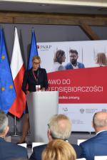 Dyrektor Izby Administracji Skarbowej Pani Agnieszka Szymankiewicz zaprezentowała podatkowe udogodnienia dla firm