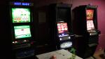Trzy automaty do gier hazardowych